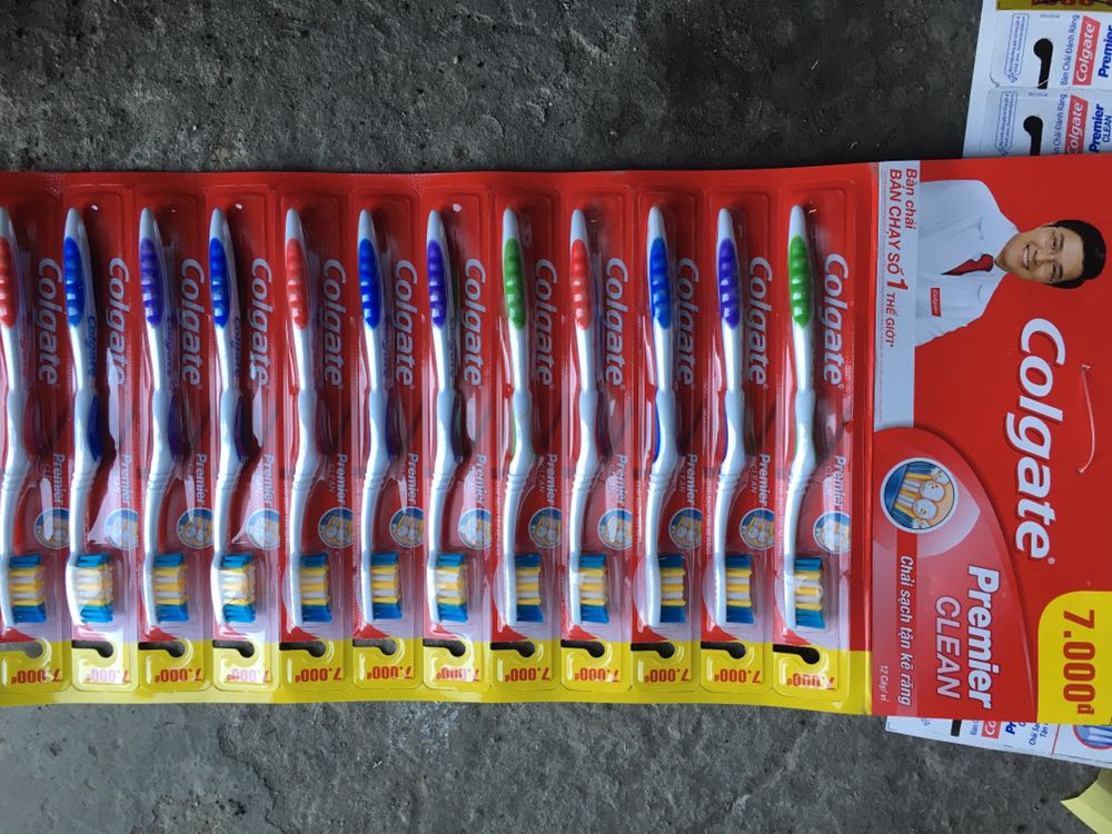 Colgate Premier Clean Toothbrush – made in Vietnam