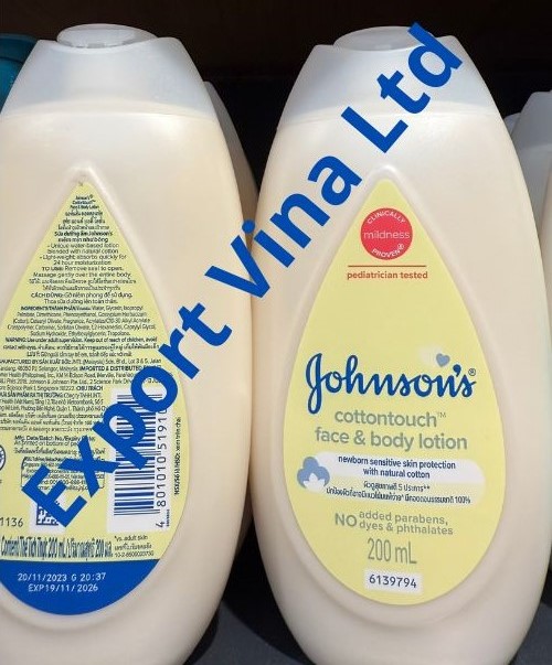 Johnson's Cottontouch Face and Body Lotion 200ml